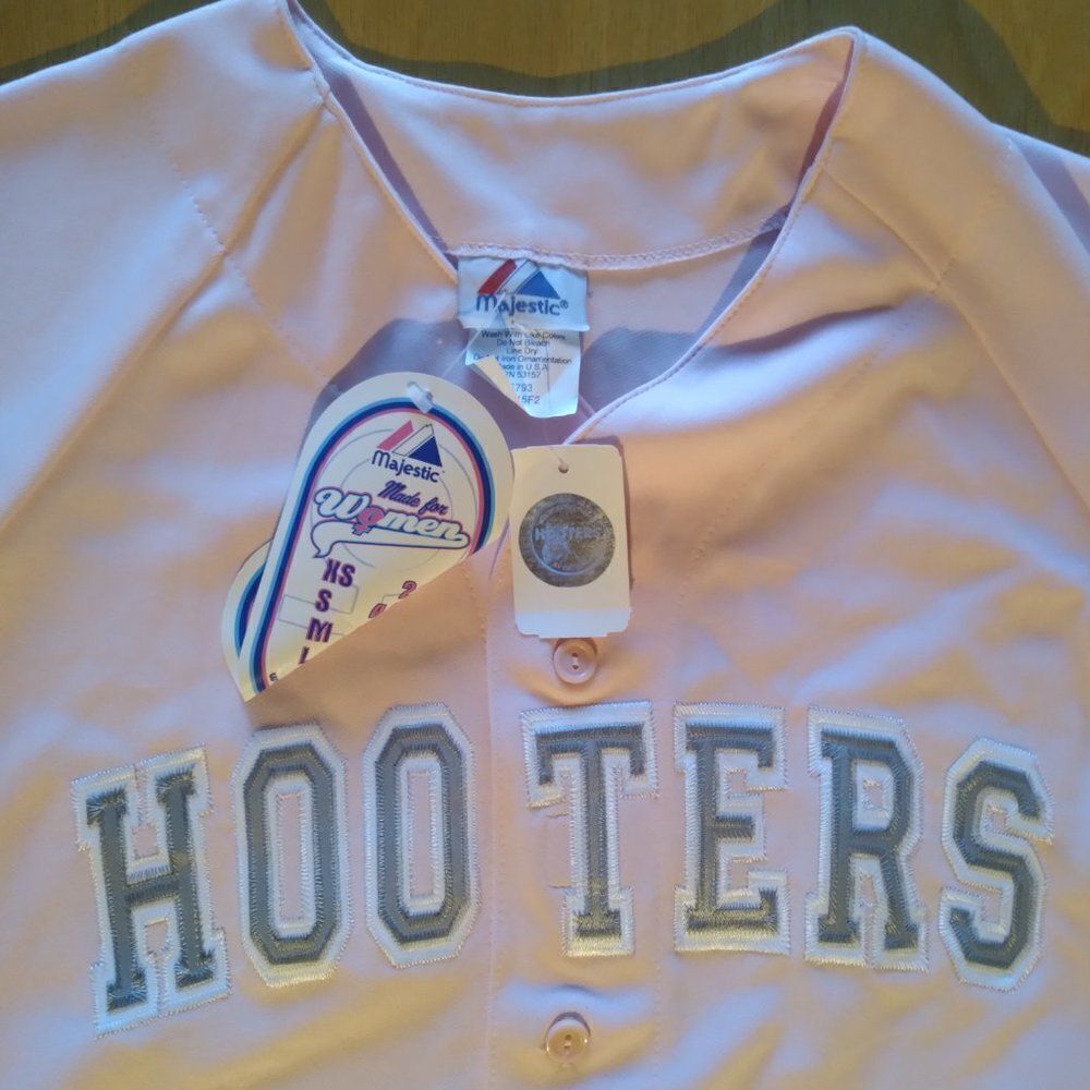 NWT Vintage Majestic Hooters Baseball Jersey Promotional RARE